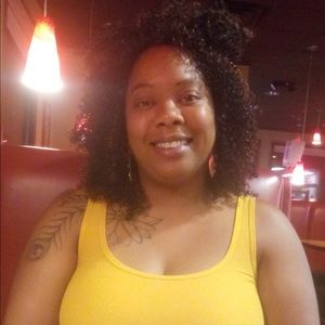 Meet your Posher, Jennifer